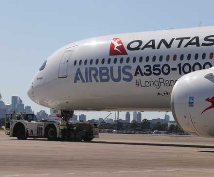 A350-1000 Qantas Airbus MSN59 close up - Sydney departure_AI-EVE-2481-04-020 (1)
