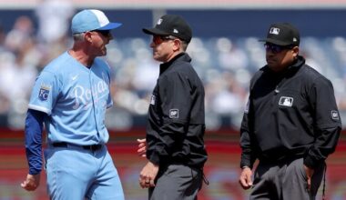 Royals manager Matt Quatraro ejected for arguing
