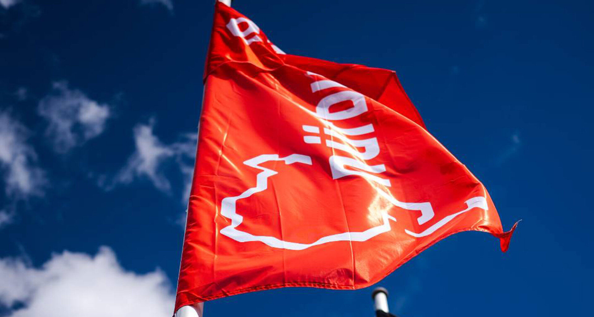 Driver dies in seven-car crash during Nurburgring 24 qualifying race