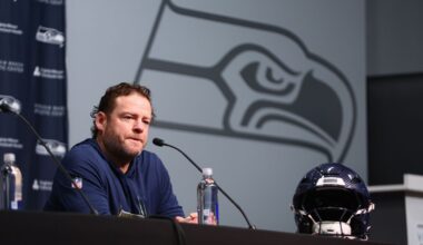Seahawks look to move down in NFL draft, willing to deal in NFC West