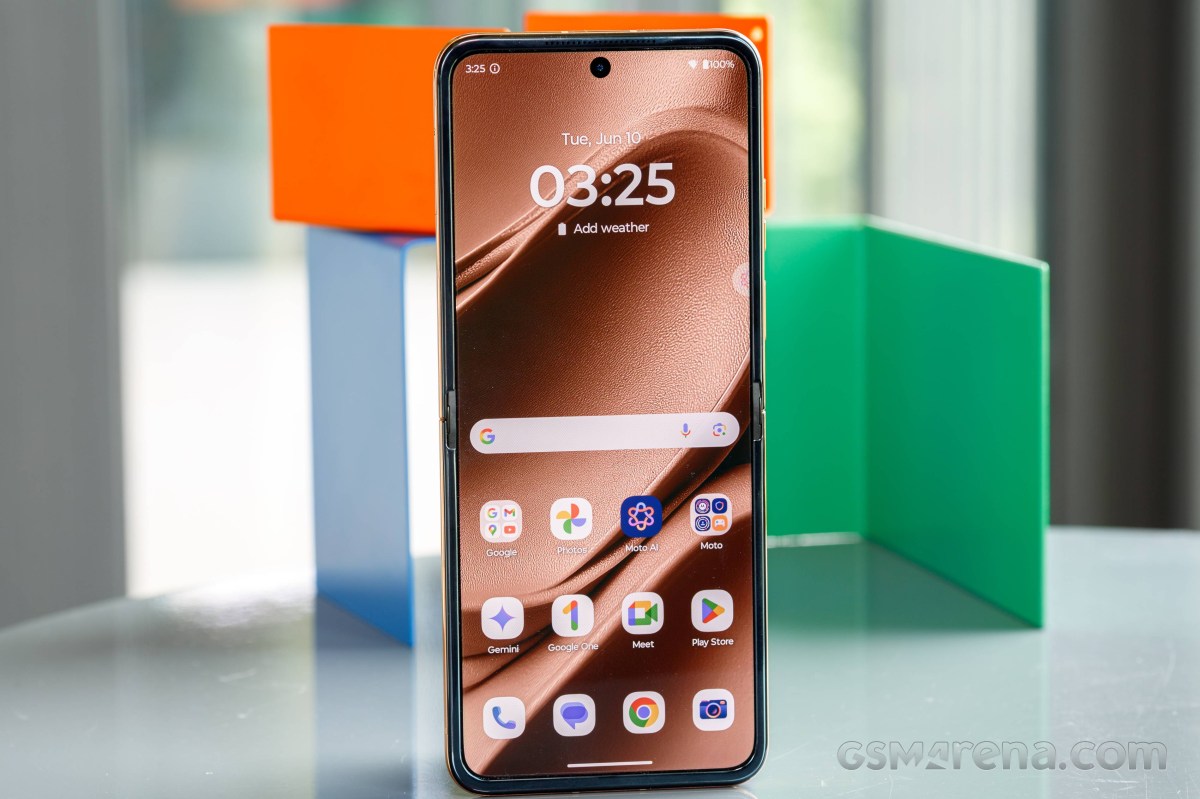 Motorola Razr 2026, Razr+ 2026, and Razr Ultra 2026 US prices leak