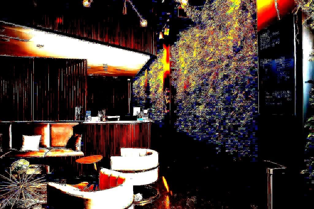 A Doctor Diagnosed At 17 Is Now Redesigning Preventive Care For Women