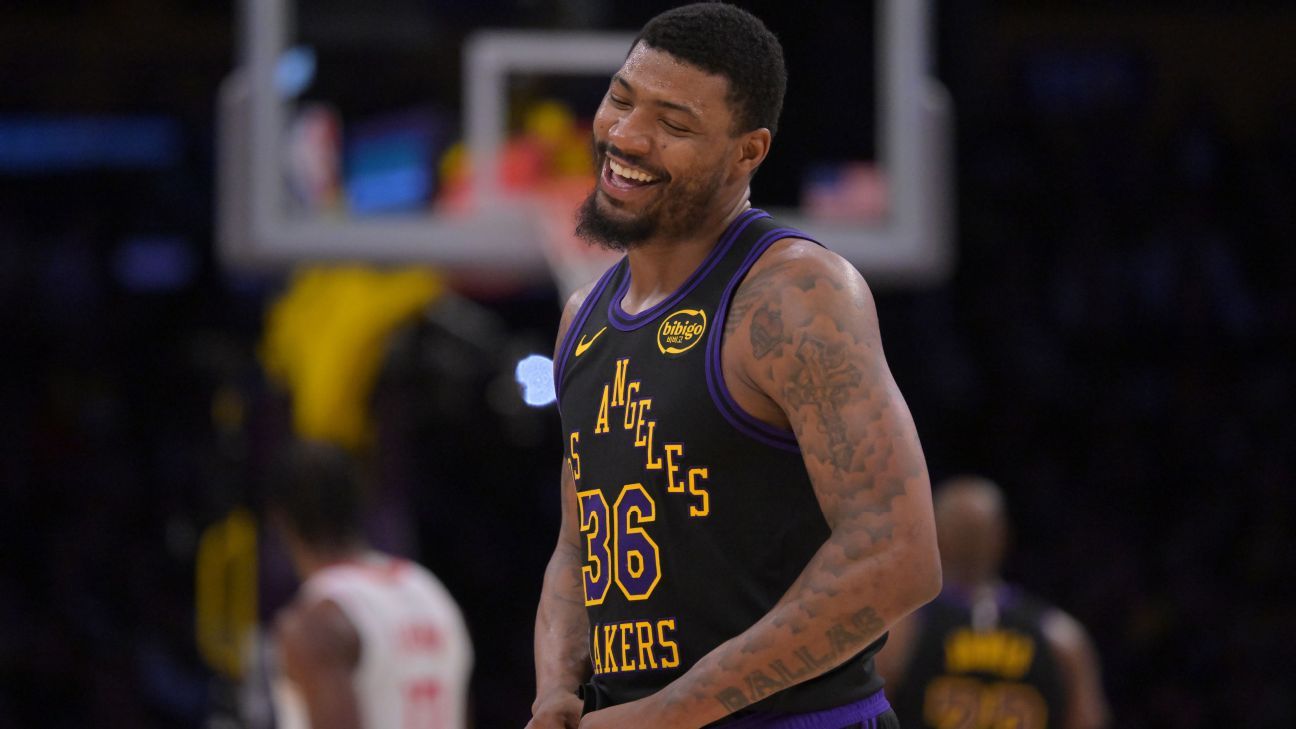 Marcus Smart's breakout game helps Lakers go up 2-0 on Rockets