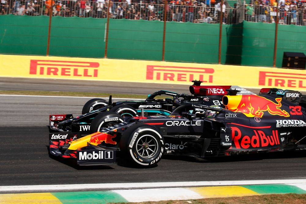 Max Verstappen, Red Bull Racing, battles with Lewis Hamilton, Mercedes