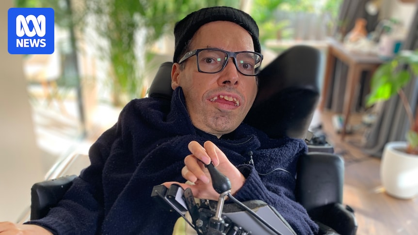 Disability community 'scared' by dramatic NDIS changes as government defends overhaul