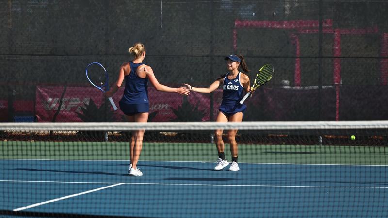 Women’s Tennis’ Season Comes To An End In 3-4 Loss To Hawai’i