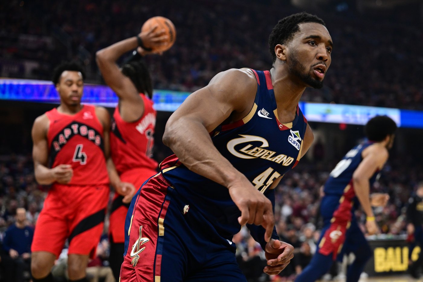 Raptors try to slow Mitchell, find offence in Game 3 vs. Cavaliers