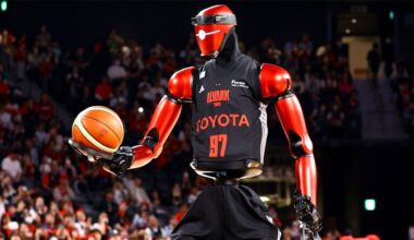 Toyota's CUE7 robot uses AI to shoot free throws at a live basketball game