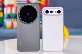 vivo X300 Ultra and vivo X300 FE together