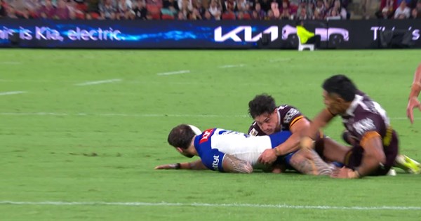 Vintage Staggs defence! | NRL.com