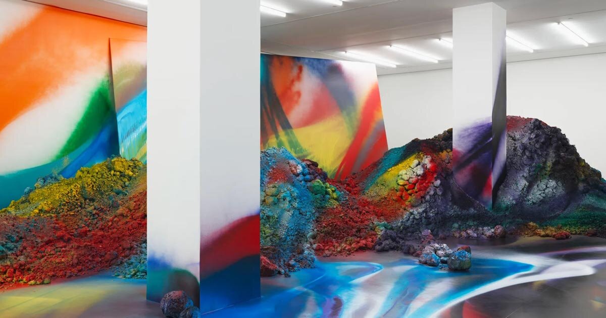 painting unfolds across earth, canvas, and space in katharina grosse’s exhibition