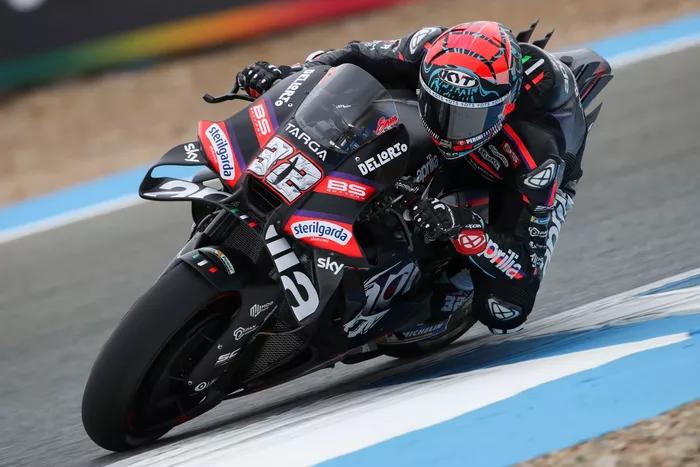 Lorenzo Savadori, Aprilia Racing