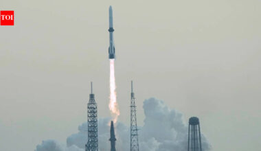 Blue Origin’s New Glenn rockets whose photos Jeff Bezos shared and Elon Musk congratulated 'failed to deliver its mission' minutes later
