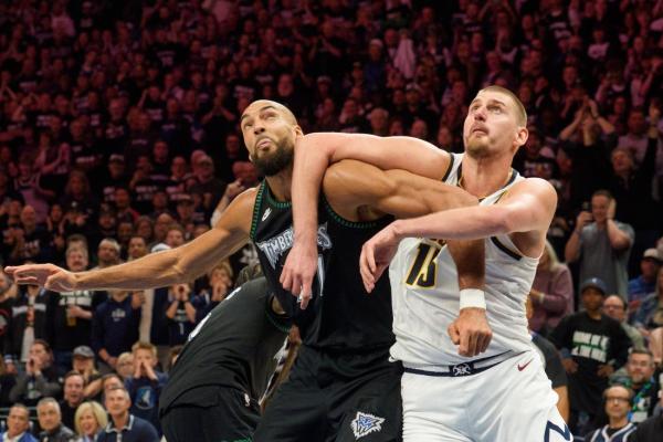 NBA roundup: Anthony Edwards, Donte DiVincenzo hurt in T-wolves’ win