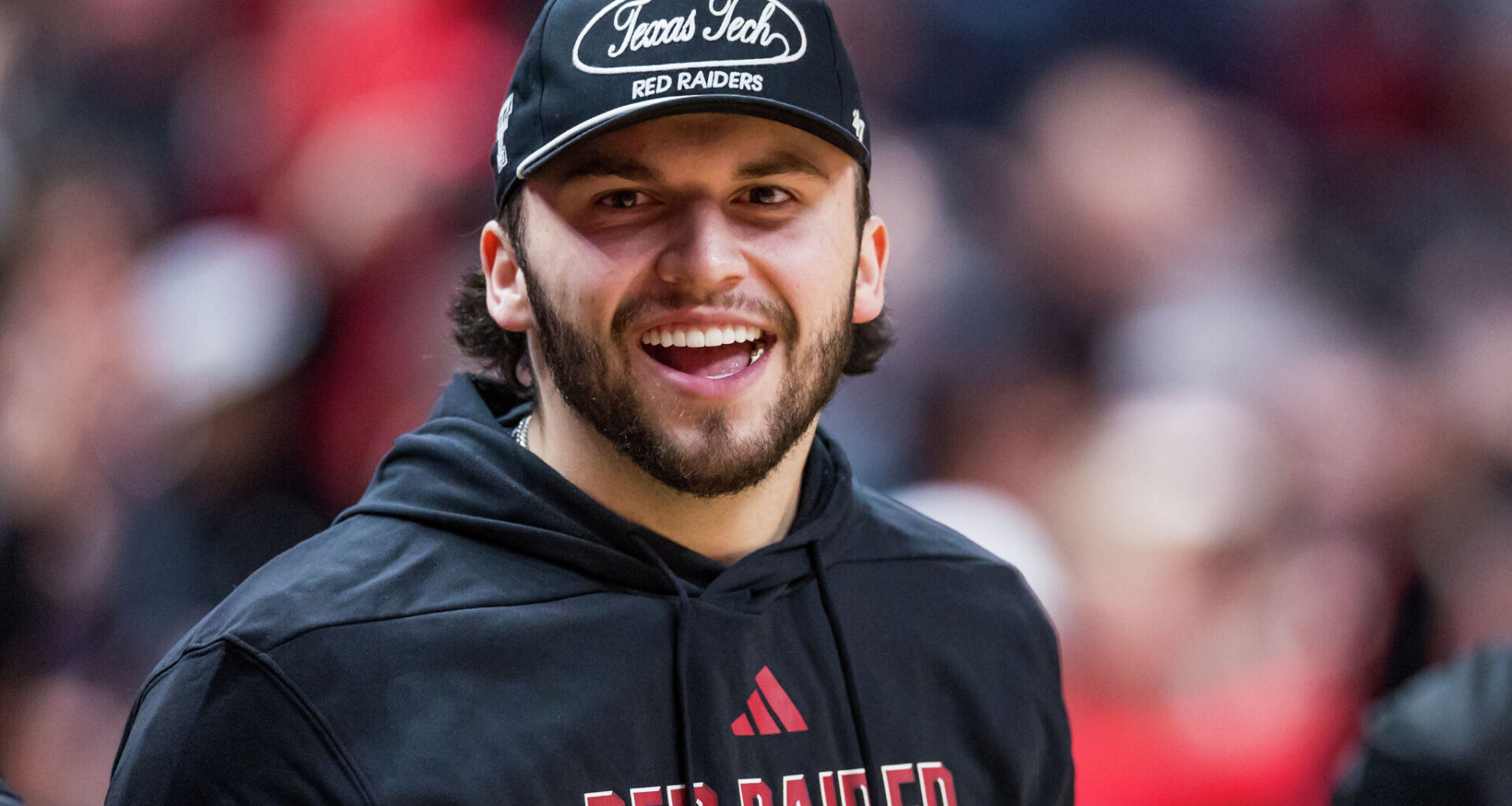 Texas Tech QB enters treatment for gambling addiction