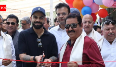 Virat Kohli’s special gesture for childhood coach Rajkumar Sharma wins hearts | Cricket News