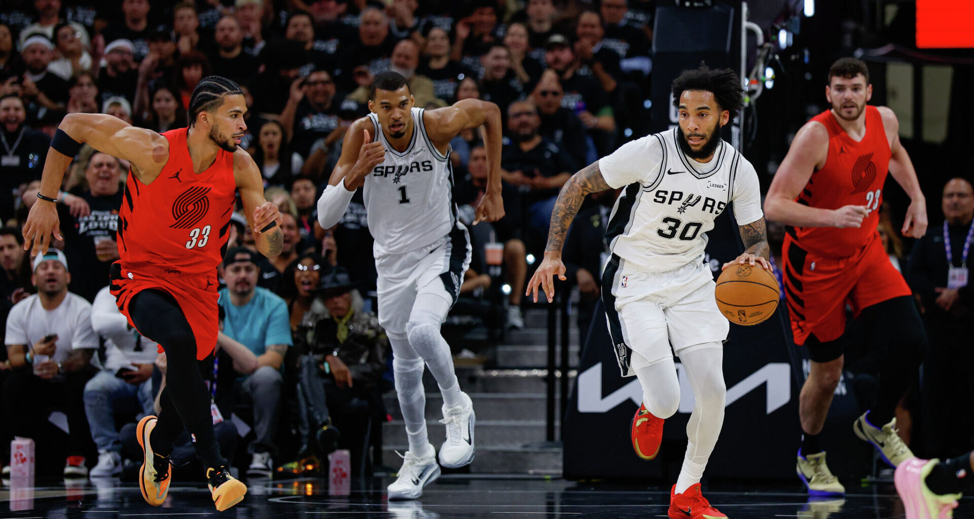 How Julian Champagnie's fast start got the Spurs rolling in Game 5