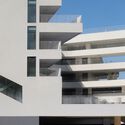© Xiongyi Zhu Redevelopment of Pingshan Elementary School into a Nine-Year Integrated School / CCDI Dongxiying Studio - Exterior Photography