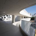 © Yanjie Xu Redevelopment of Pingshan Elementary School into a Nine-Year Integrated School / CCDI Dongxiying Studio - Image 3 of 45