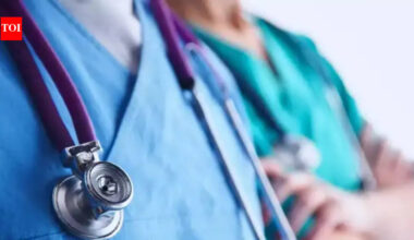 Overworked resident doctors down with severe burnout: PGI survey | Chandigarh News