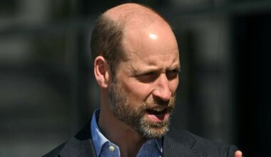 Prince William issues touching tribute to Wales rugby legend