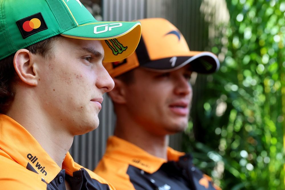 Lando Norris, McLaren, Oscar Piastri, McLaren