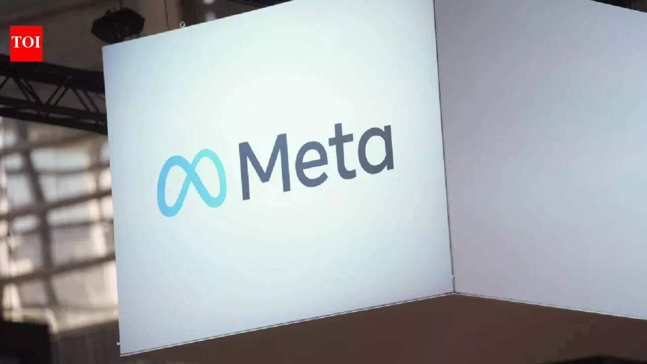 Andrew Bosworth: Meta CTO Andrew Bosworth makes it clear to employees: You can be angry, or shocked, but there is no option to… |