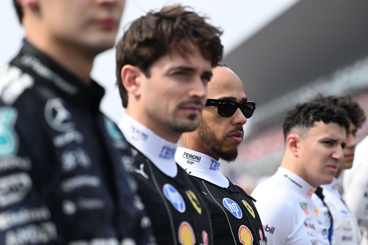 Hamilton wants "a seat at the table" for F1 drivers in rules talks