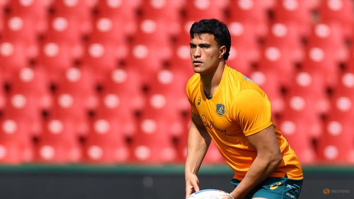 Suaalii returns from injury to face Lomax in Super Rugby