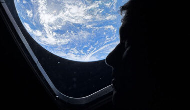 Artemis astronauts send down Easter message, prep for lunar fly around Monday – Spaceflight Now