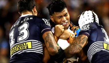 NRL 2026: Heamasi Makasini battles foot injury after tough night for Tigers