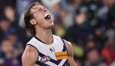 Fremantle Dockers survive Collingwood scare in extraordinary finish at Adelaide Oval