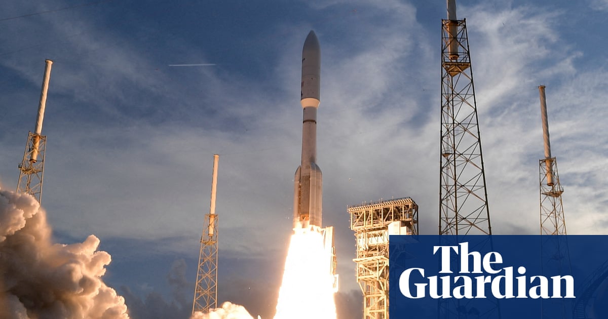 Amazon to buy satellite firm Globalstar for $11.57bn in challenge to Musk’s Starlink | Technology