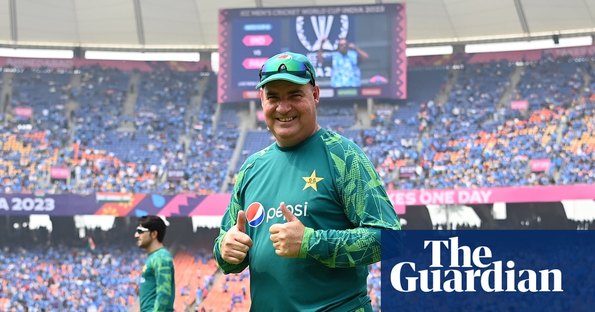 Mickey Arthur drafted into new coaches panel to mend England’s ties with county cricket | England cricket team