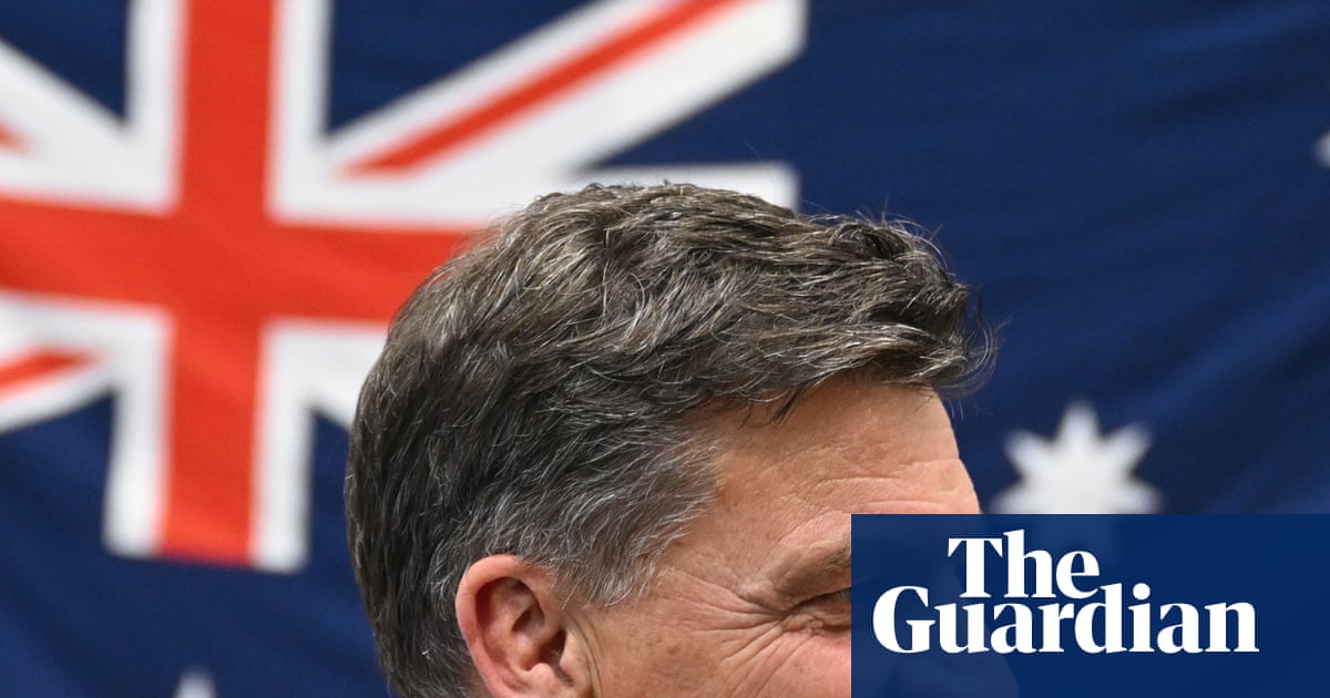 Tourists to Australia would have social media accounts vetted under Trumpian Coalition plan | Australian immigration and asylum