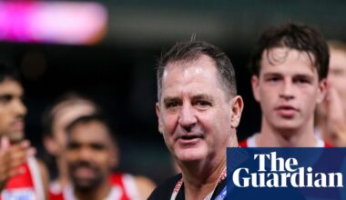 From the Pocket: Ross Lyon gives an unvarnished view of AFL reality but too often punches down | St Kilda