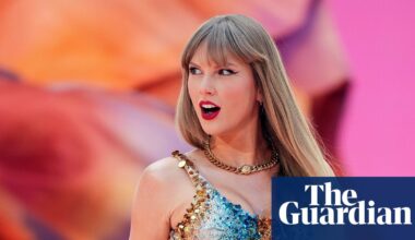 Taylor Swift files trademarks for voice and image amid concern over AI misuse | Taylor Swift
