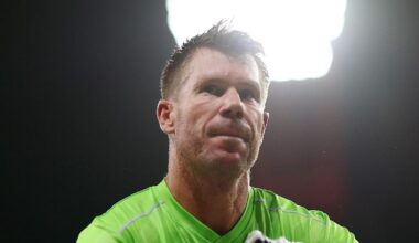 Australian veteran David Warner suffers golden duck and record defeat on cricket return