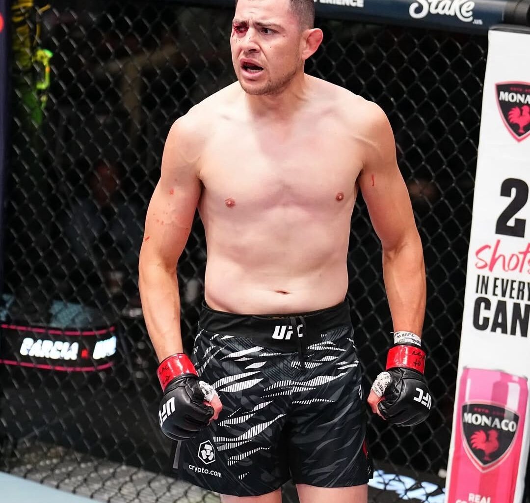 Steve Garcia aims to dethrone and retire Alexander Volkanovski