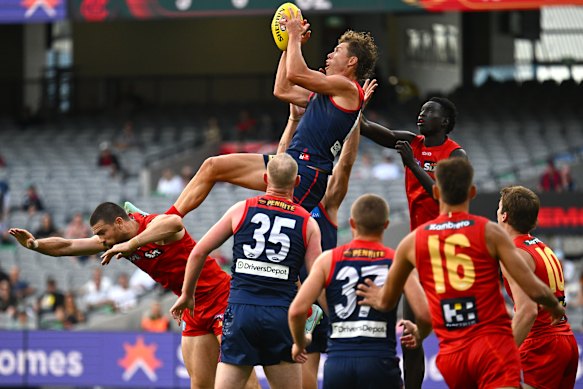 Jake Melksham takes a sensational mark in the third term. 