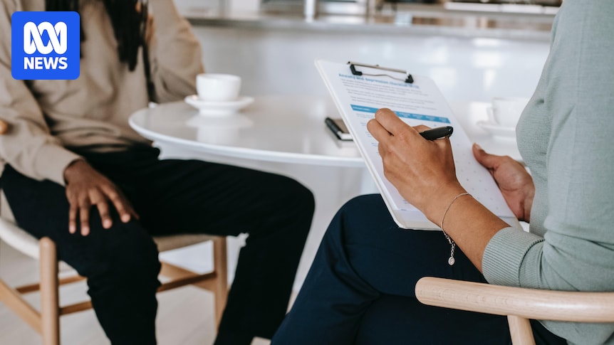 Sydney healthcare workers push for refugee Medicare access amid growing health concerns