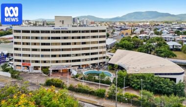 Rockhampton's Plaza Hotel set to go under the hammer, but no inspections allowed