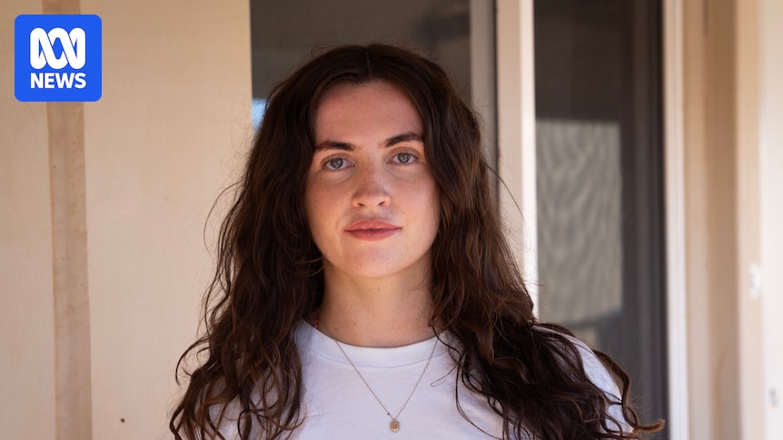 Backpackers jobless after ex-Tropical Cyclone Narelle shuts down Exmouth ahead of Easter holiday