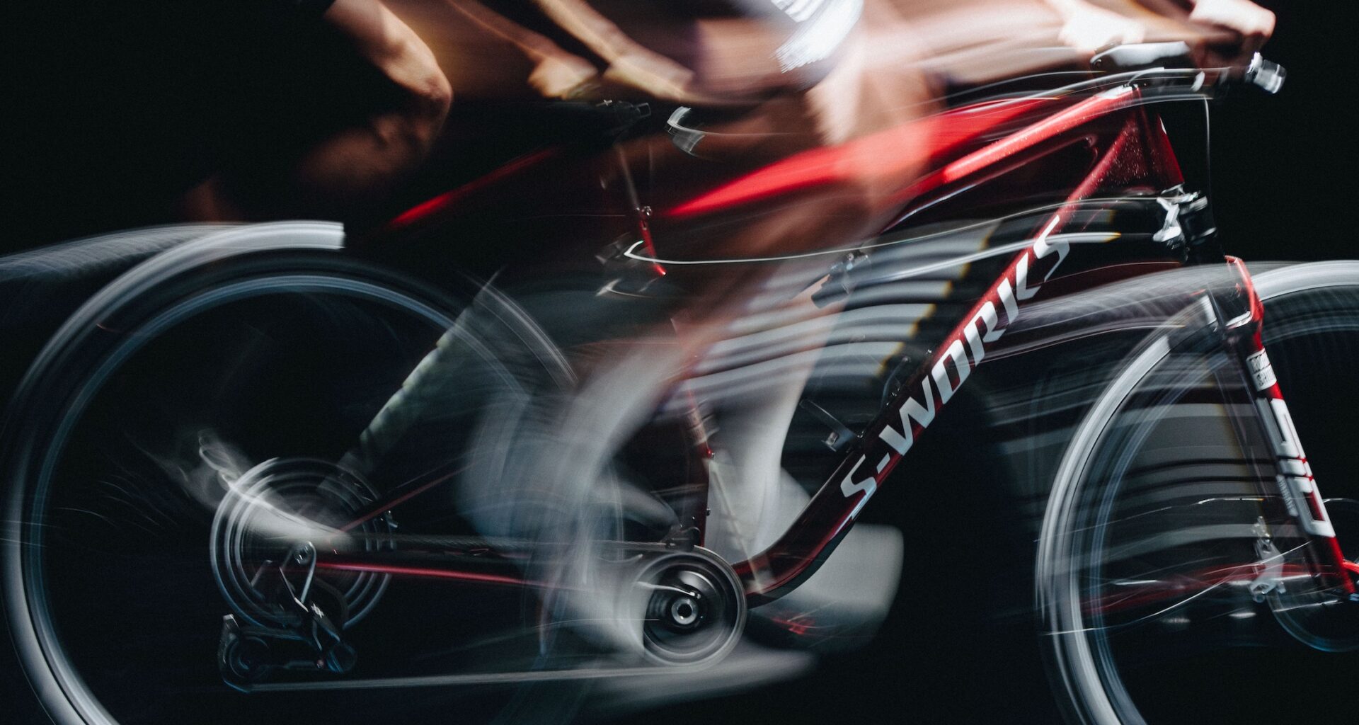 First Look | The new Specialized Epic 9 is as light as 8.66kg!