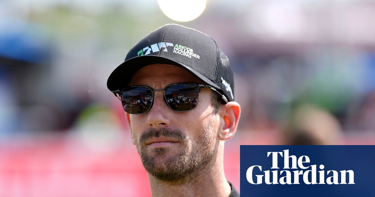 Grosjean draws ire for complaint about ‘stink’ of bird killed in Indy 500 testing | Indycar