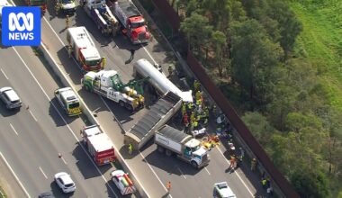 Driver seriously injured, Princes Freeway shut for hours after truck collision at Officer