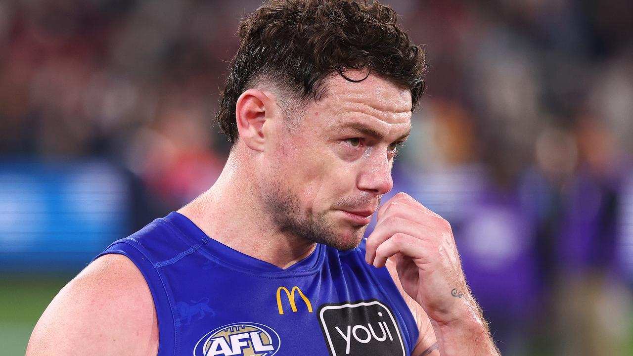 Dilemma in Lachie Neale free agency call, Adelaide Crows, Jesse Hogan contract standoff