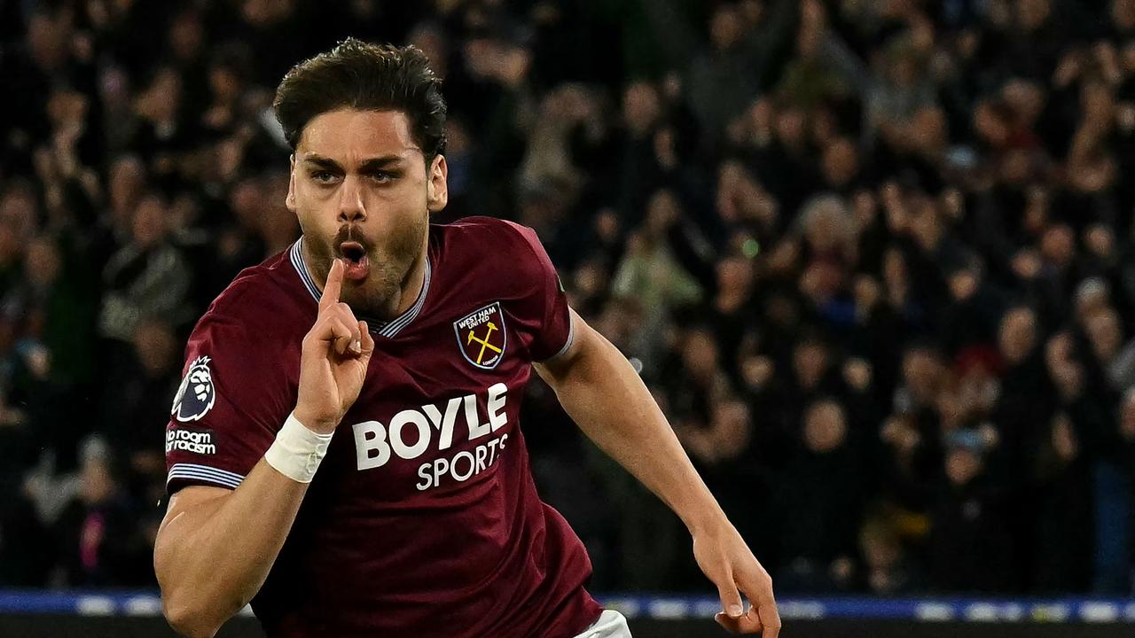 West Ham United's Greek defender #15 Konstantinos Mavropanos celebrates scoring the team's first goal during the English Premier League football match between West Ham United and Wolverhampton Wanderers at the London Stadium, in east London on April 10, 2026. (Photo by Ben STANSALL / AFP) / RESTRICTED TO EDITORIAL USE. No use with unauthorized audio, video, data, fixture lists, club/league logos or 'live' services. Online in-match use limited to 120 images. An additional 40 images may be used in extra time. No video emulation. Social media in-match use limited to 120 images. An additional 40 images may be used in extra time. No use in betting publications, games or single club/league/player publications. /