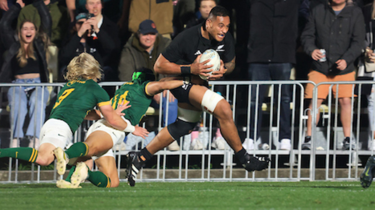 Shannon Frizell to return to rugby in New Zealand