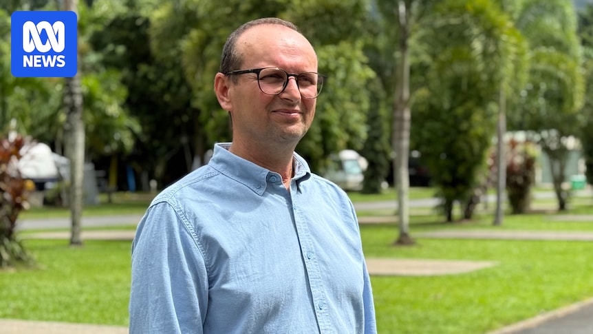 Queensland Tourism Industry Council calls on government for support as tourists cancel bookings